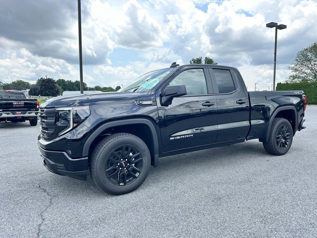 new 2025 GMC Sierra 1500 car, priced at $41,905