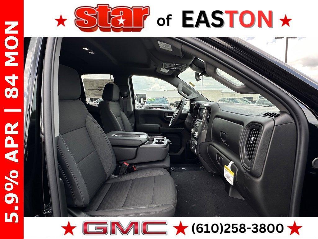 new 2025 GMC Sierra 1500 car, priced at $41,905