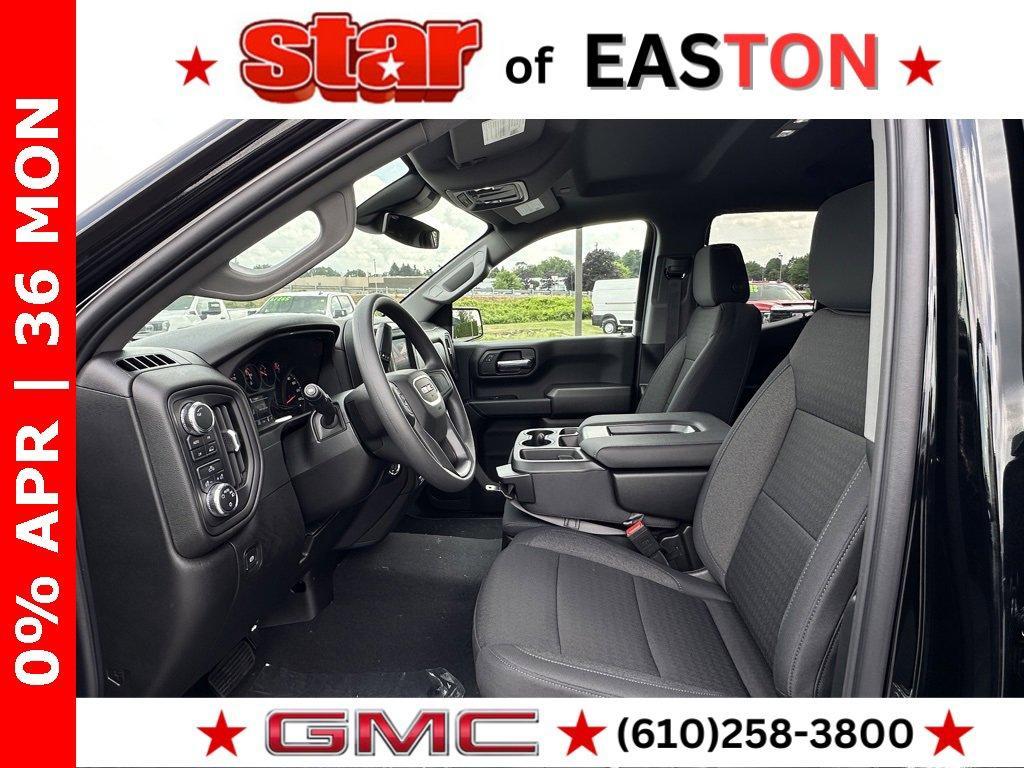 new 2025 GMC Sierra 1500 car, priced at $41,905