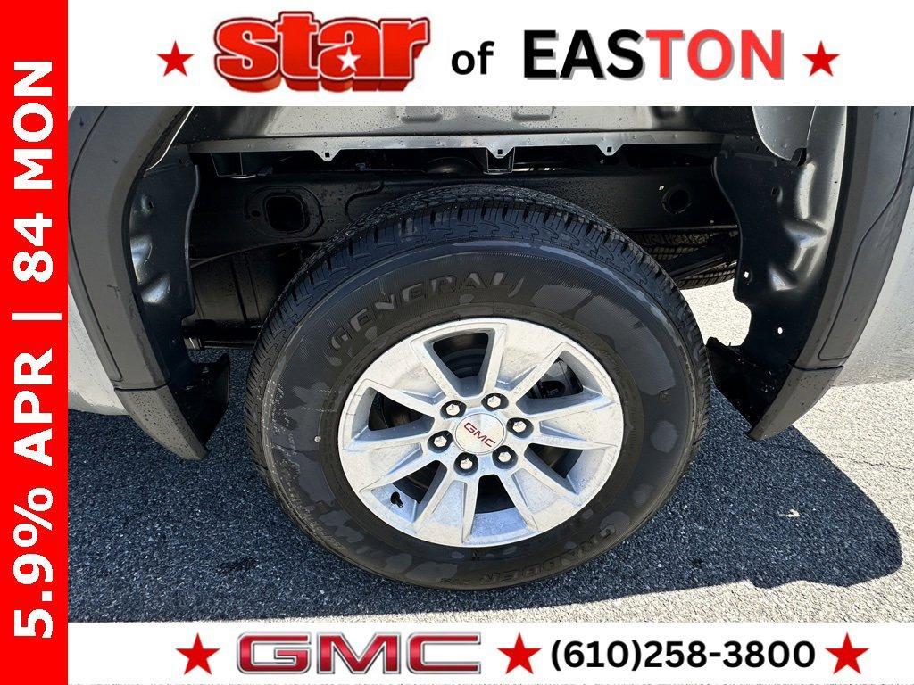 new 2025 GMC Sierra 1500 car, priced at $43,065