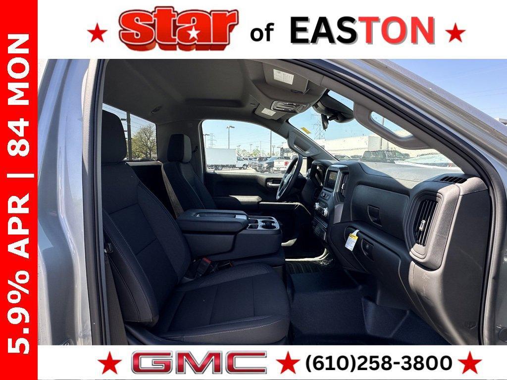 new 2025 GMC Sierra 1500 car, priced at $43,065