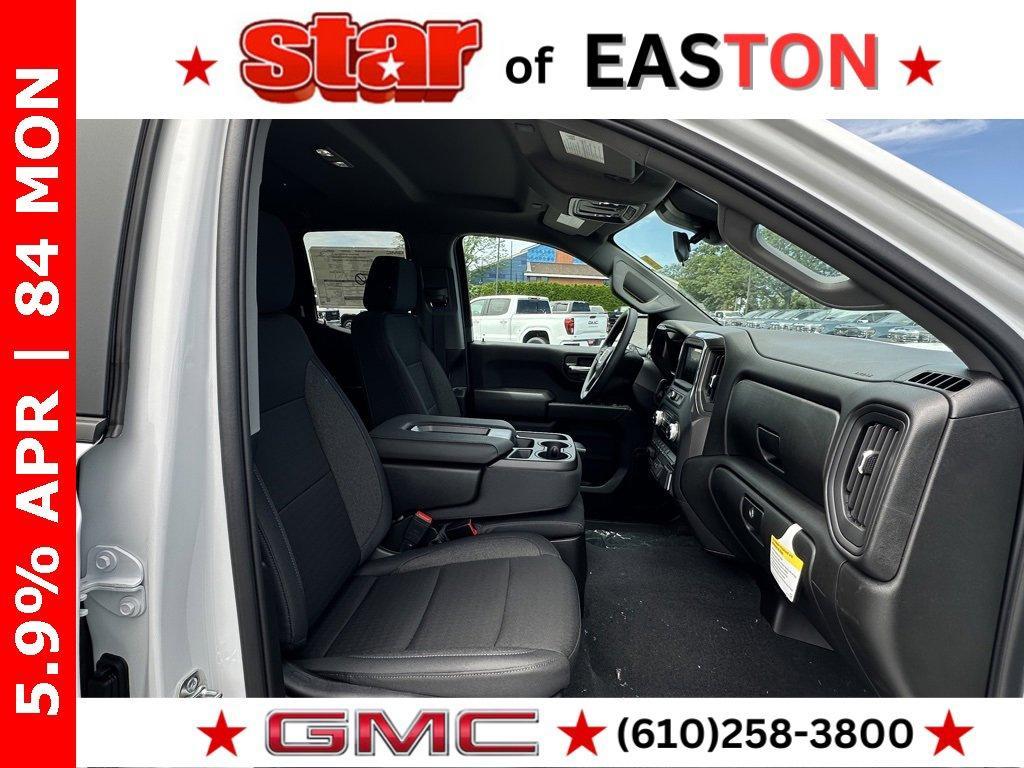 new 2025 GMC Sierra 1500 car, priced at $41,910