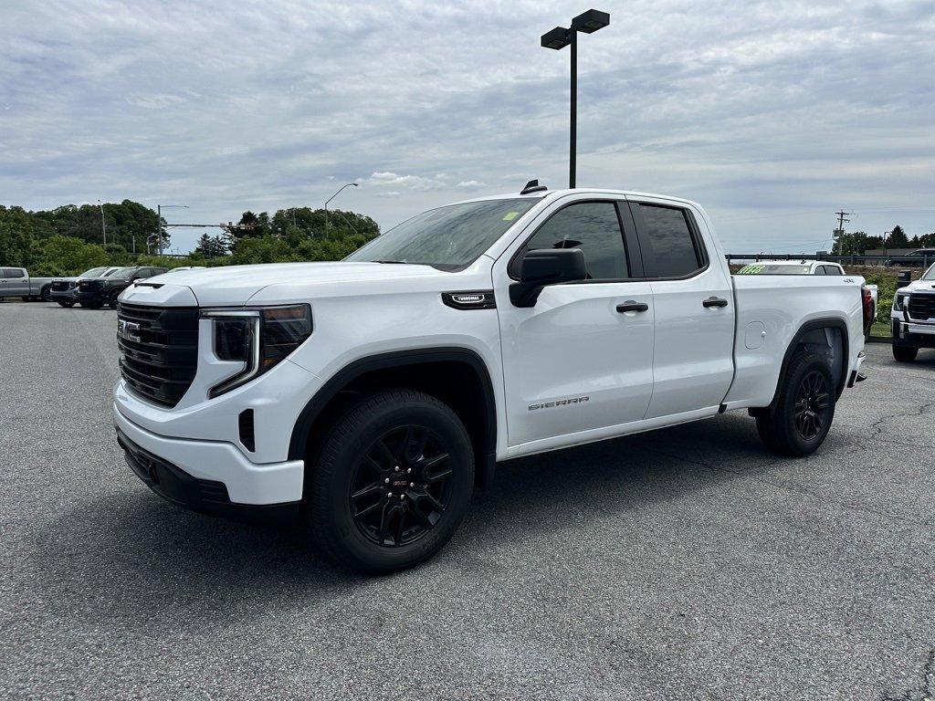 new 2025 GMC Sierra 1500 car, priced at $41,910