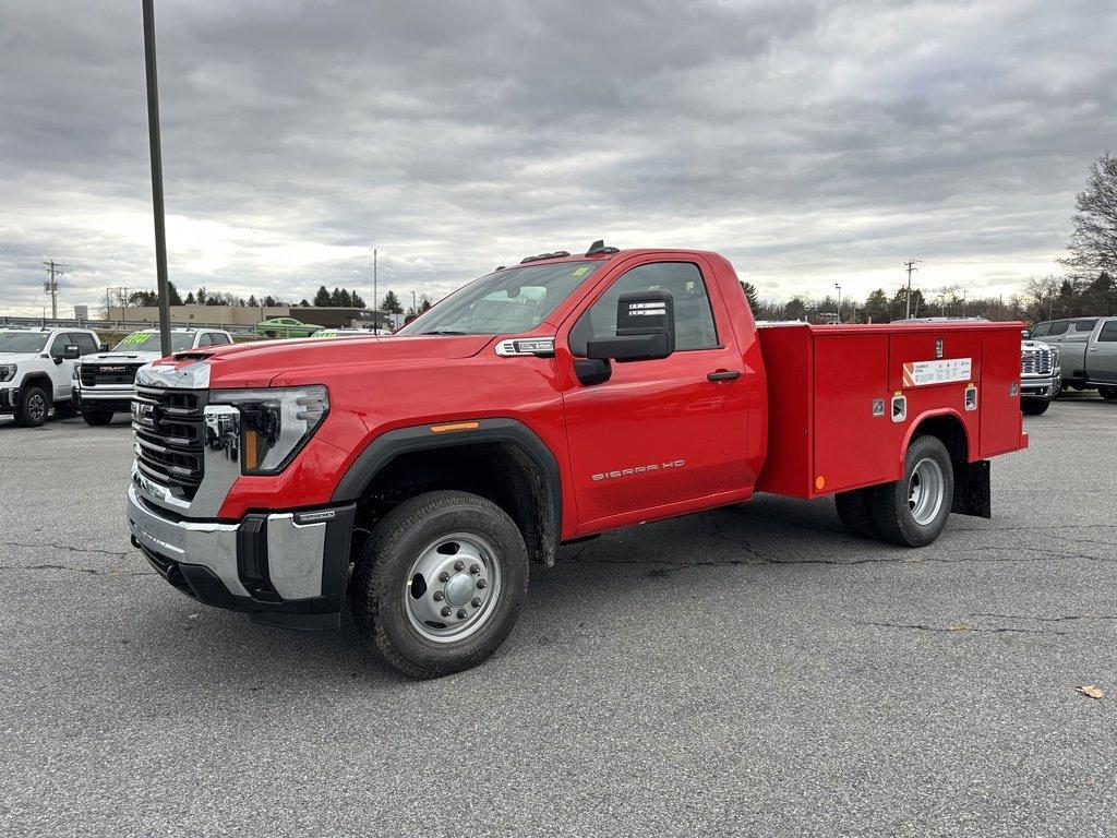 new 2025 GMC Sierra 3500 car, priced at $70,990