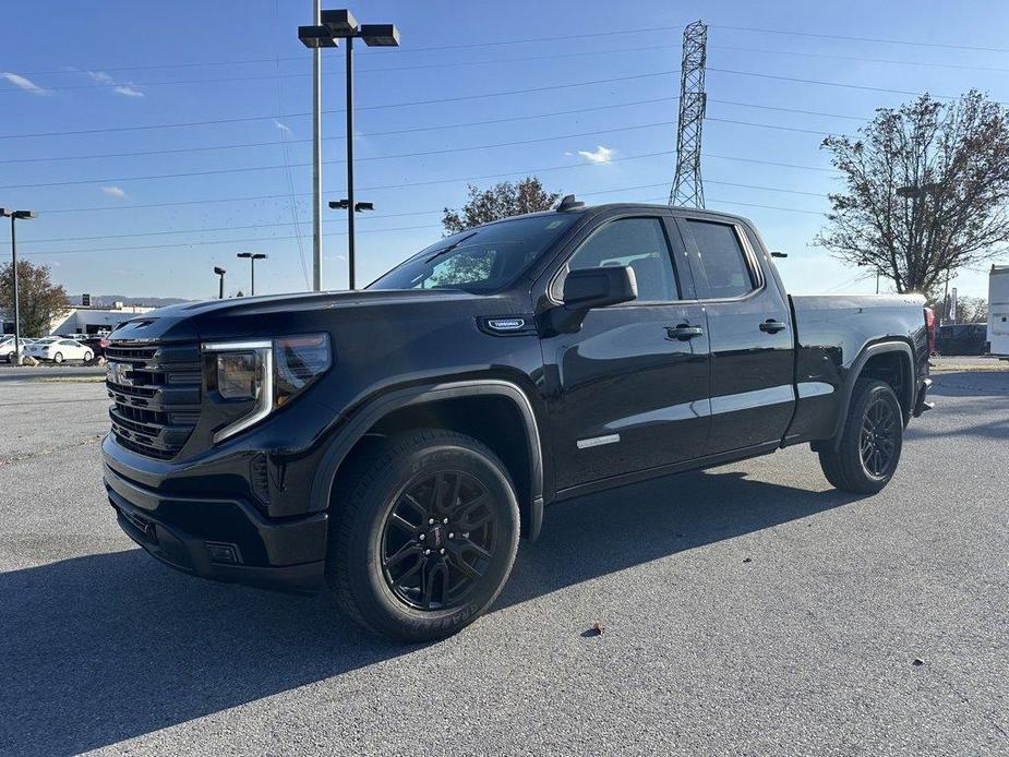 new 2025 GMC Sierra 1500 car, priced at $53,635