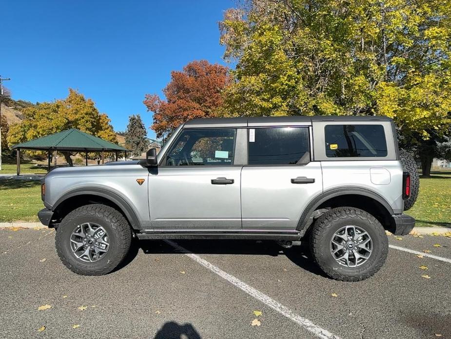 new 2024 Ford Bronco car, priced at $64,290