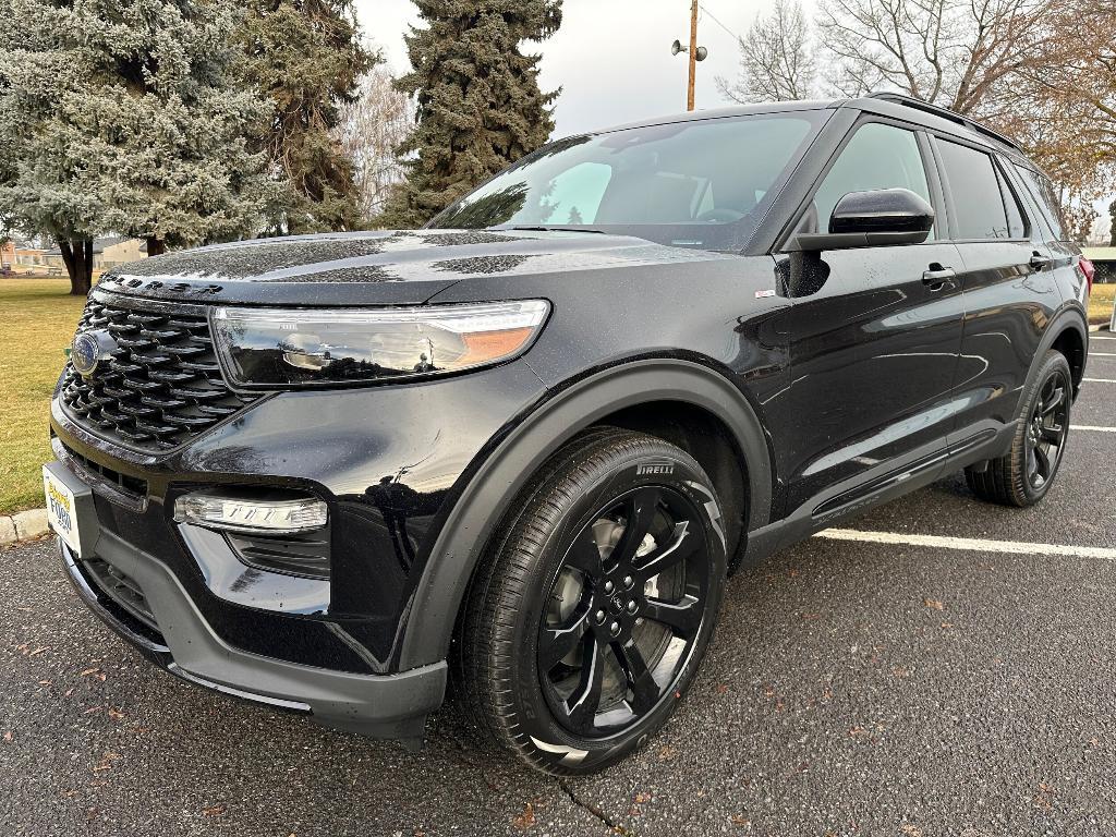 used 2023 Ford Explorer car, priced at $43,995