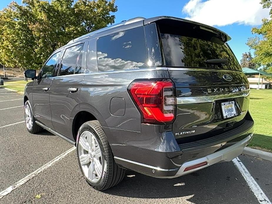 new 2024 Ford Expedition car, priced at $89,765