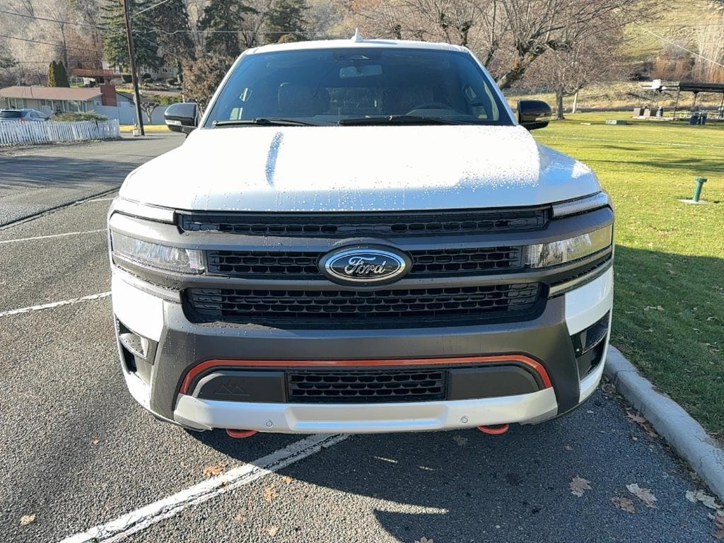 new 2024 Ford Expedition car, priced at $85,010