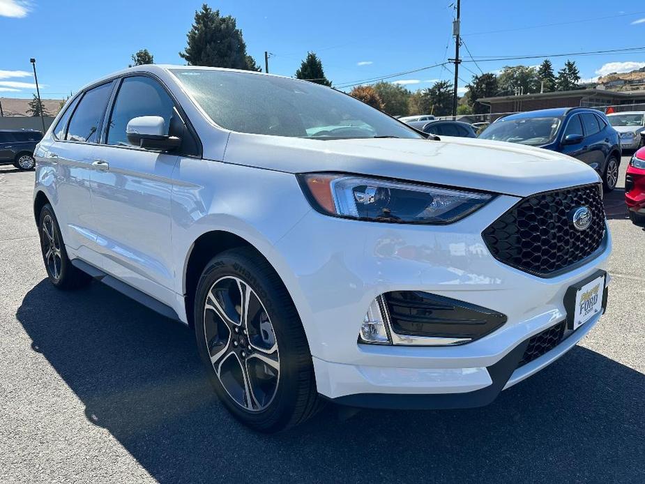 used 2023 Ford Edge car, priced at $37,095