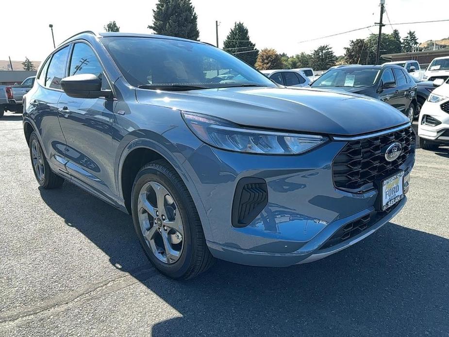 used 2024 Ford Escape car, priced at $35,995