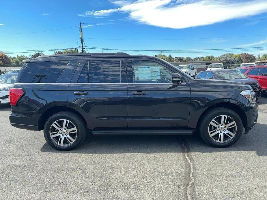 new 2024 Ford Expedition car, priced at $74,600