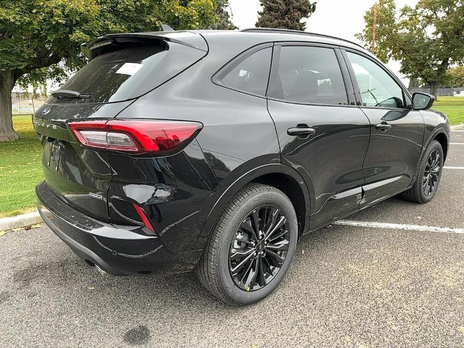 new 2025 Ford Escape car, priced at $40,000