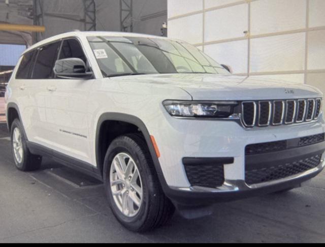 used 2023 Jeep Grand Cherokee L car, priced at $25,990