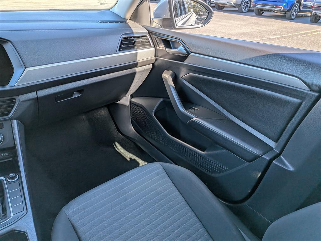 used 2024 Volkswagen Jetta car, priced at $15,995