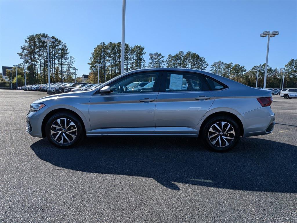 used 2024 Volkswagen Jetta car, priced at $15,995