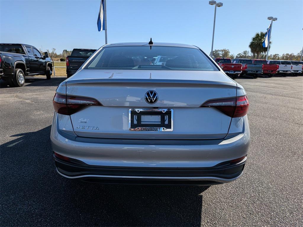 used 2024 Volkswagen Jetta car, priced at $15,995