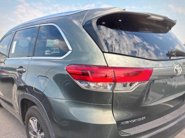 used 2018 Toyota Highlander car, priced at $20,400