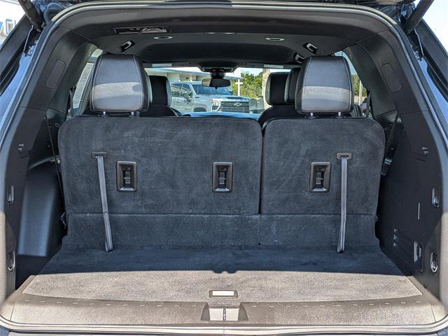 used 2023 Chevrolet Traverse car, priced at $33,950