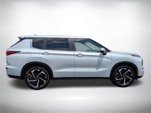 used 2024 Mitsubishi Outlander car, priced at $24,710