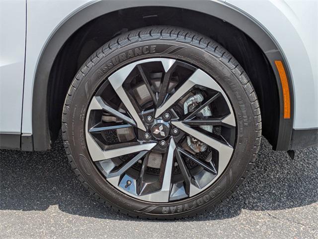 used 2024 Mitsubishi Outlander car, priced at $24,710