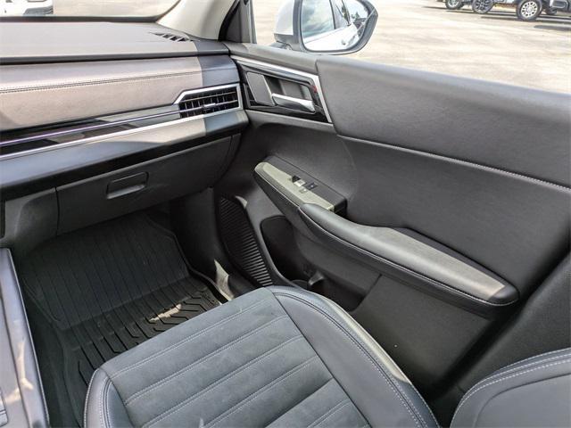 used 2024 Mitsubishi Outlander car, priced at $24,710
