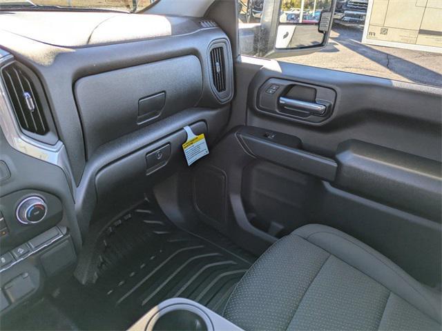 new 2025 Chevrolet Silverado 2500 car, priced at $50,675