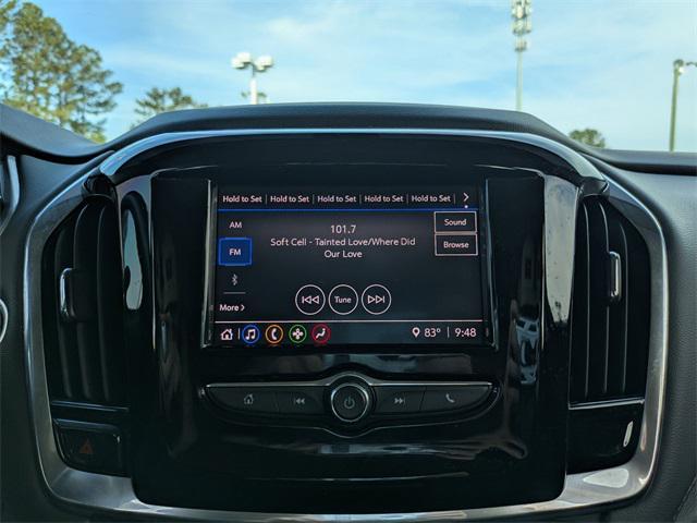 used 2020 Chevrolet Traverse car, priced at $14,895