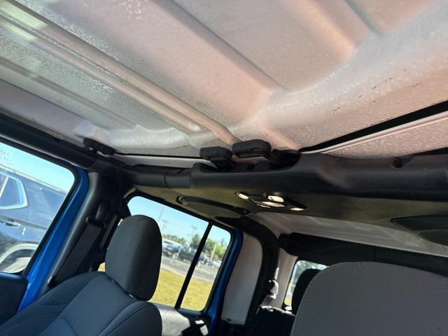 used 2023 Jeep Gladiator car, priced at $27,824