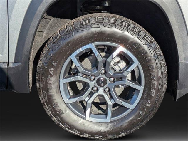 new 2025 Chevrolet Equinox car, priced at $34,845