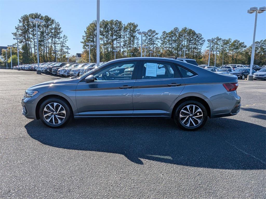 used 2024 Volkswagen Jetta car, priced at $15,995