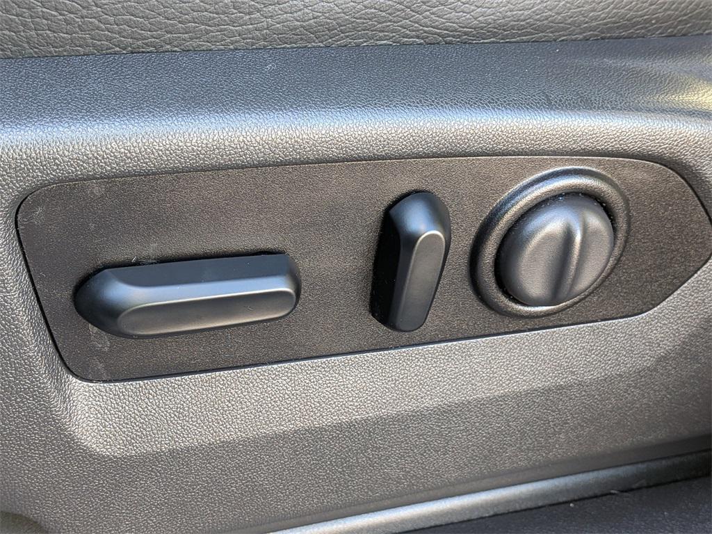 used 2021 GMC Sierra 1500 car, priced at $42,990