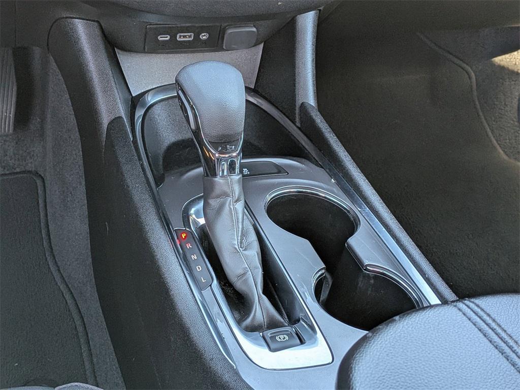 used 2023 Chevrolet Malibu car, priced at $16,499