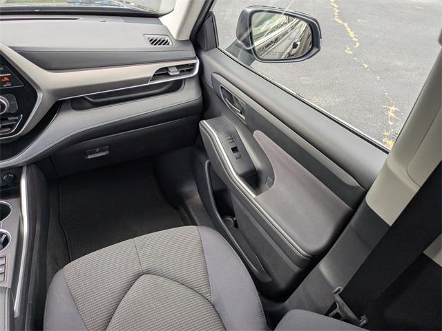 used 2023 Toyota Highlander car, priced at $31,965