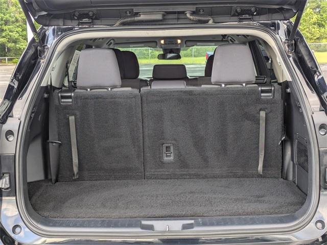 used 2023 Toyota Highlander car, priced at $31,965