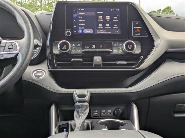 used 2023 Toyota Highlander car, priced at $31,965