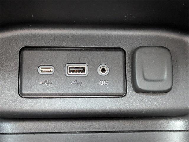used 2022 Chevrolet Equinox car, priced at $19,905