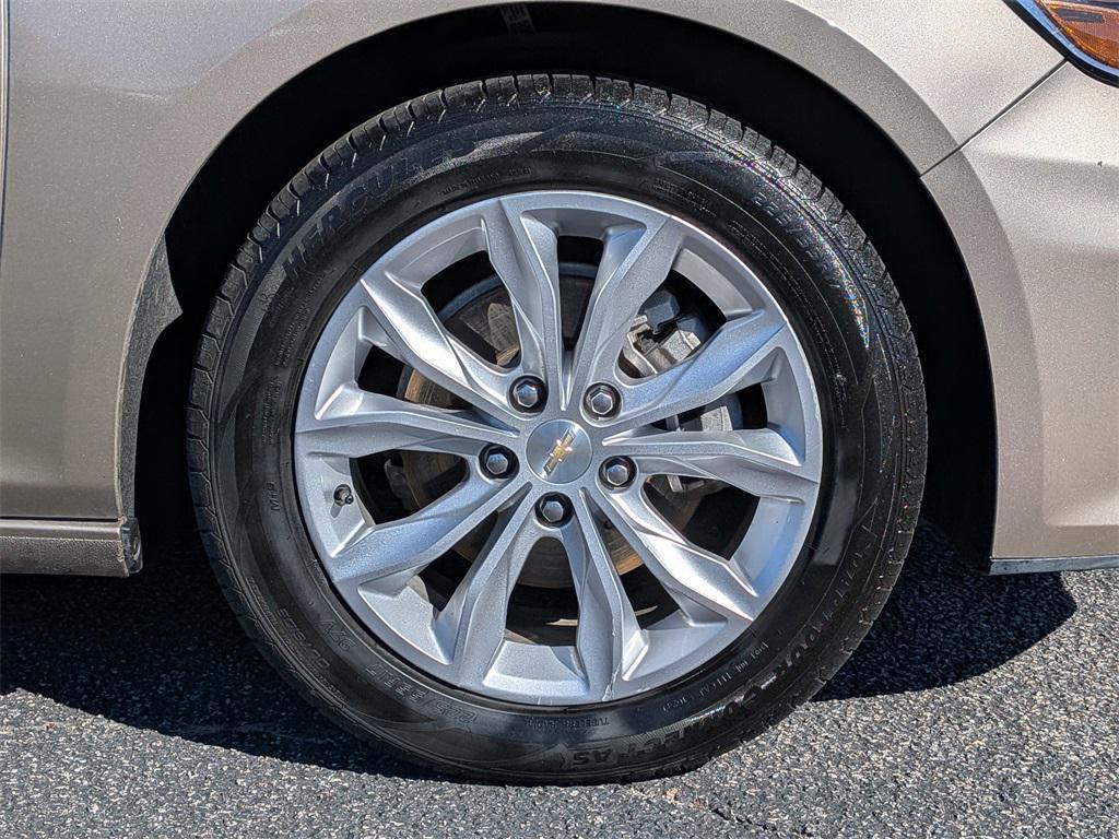 used 2023 Chevrolet Malibu car, priced at $16,499