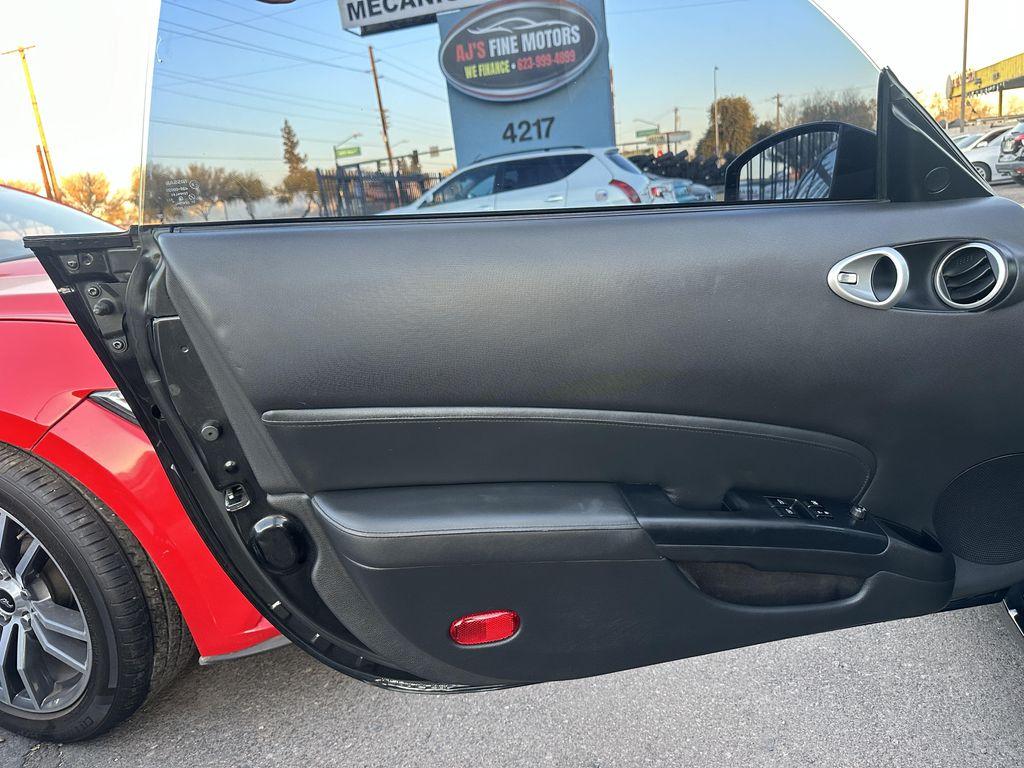 used 2009 Nissan 350Z car, priced at $10,995