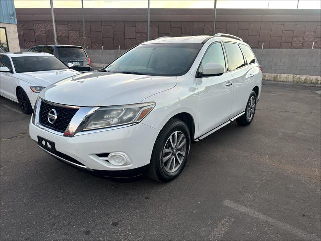 used 2014 Nissan Pathfinder car, priced at $8,900
