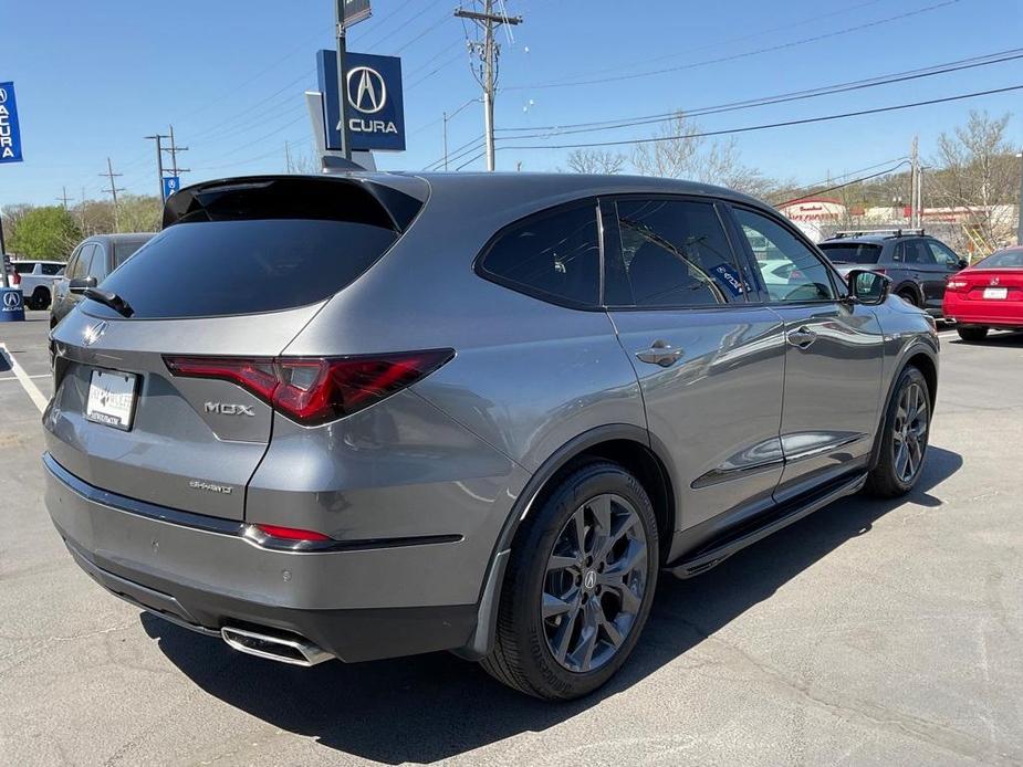 used 2022 Acura MDX car, priced at $37,000