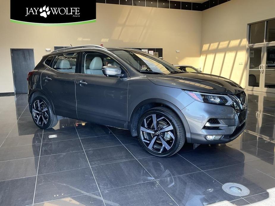 used 2021 Nissan Rogue Sport car, priced at $25,000