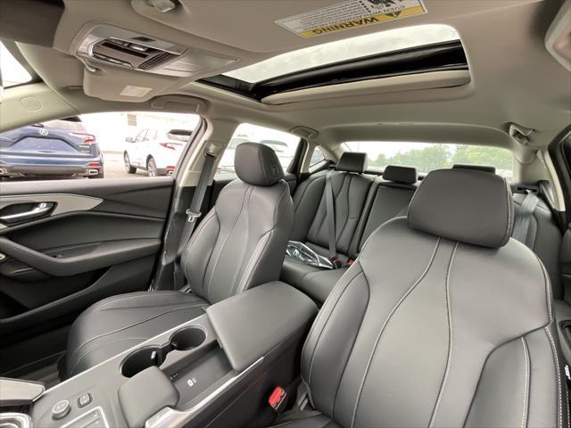 new 2025 Acura TLX car, priced at $47,195
