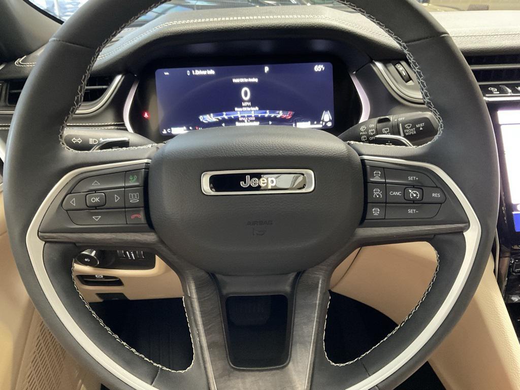 used 2023 Jeep Grand Cherokee car, priced at $33,000