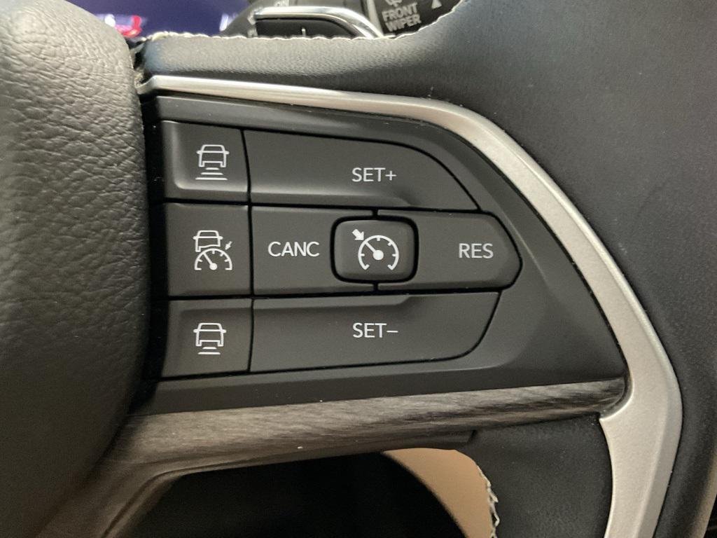 used 2023 Jeep Grand Cherokee car, priced at $33,000