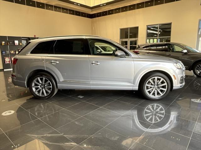used 2018 Audi Q7 car, priced at $22,400