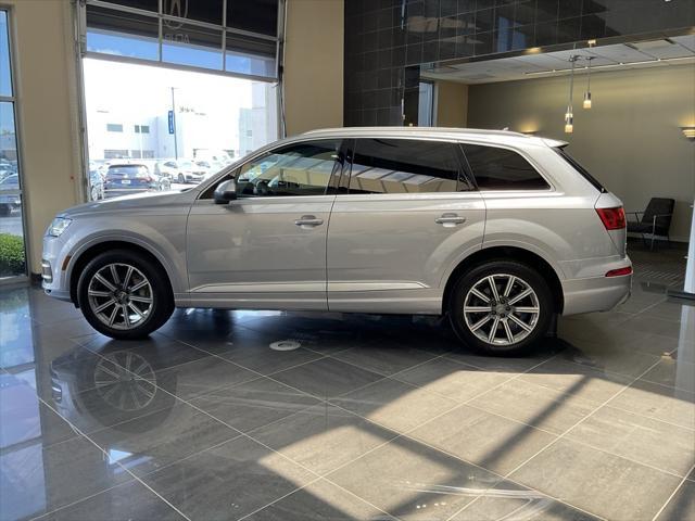 used 2018 Audi Q7 car, priced at $22,400