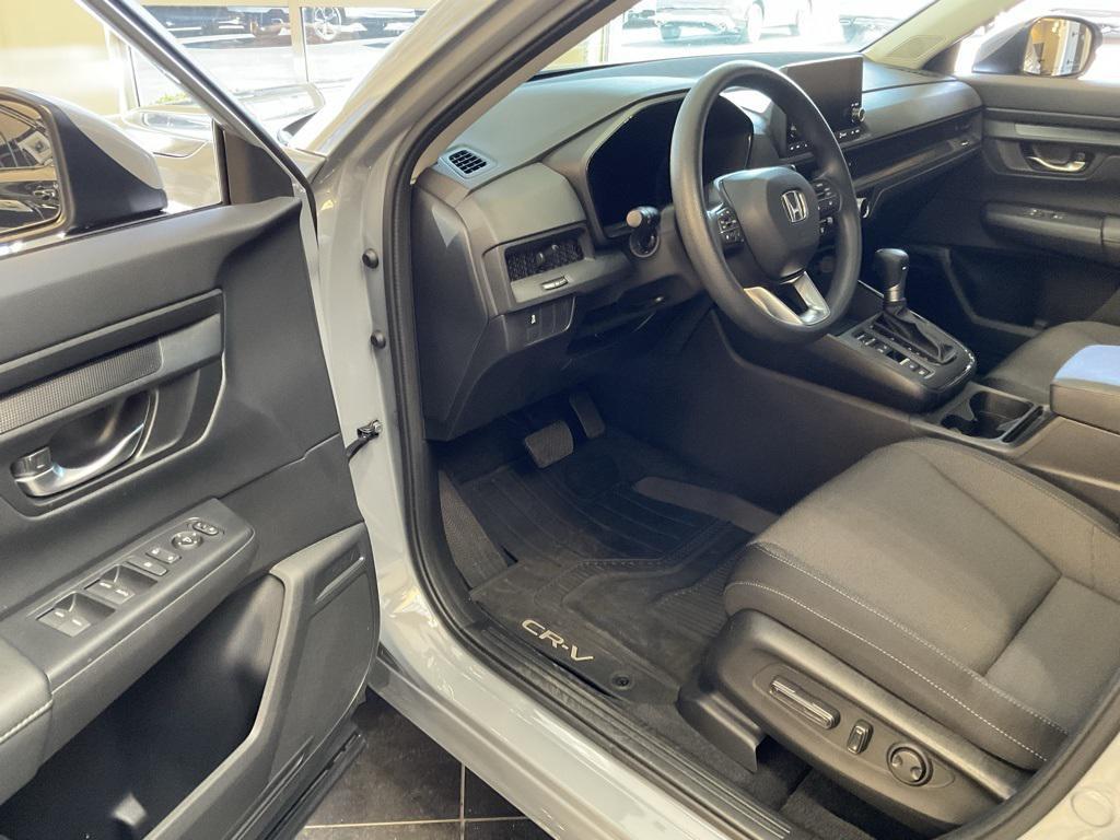 used 2024 Honda CR-V car, priced at $32,700