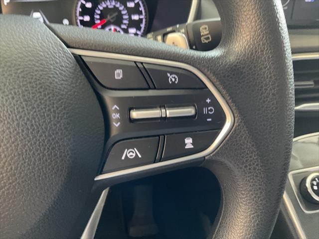 used 2022 Hyundai Santa Fe car, priced at $26,000