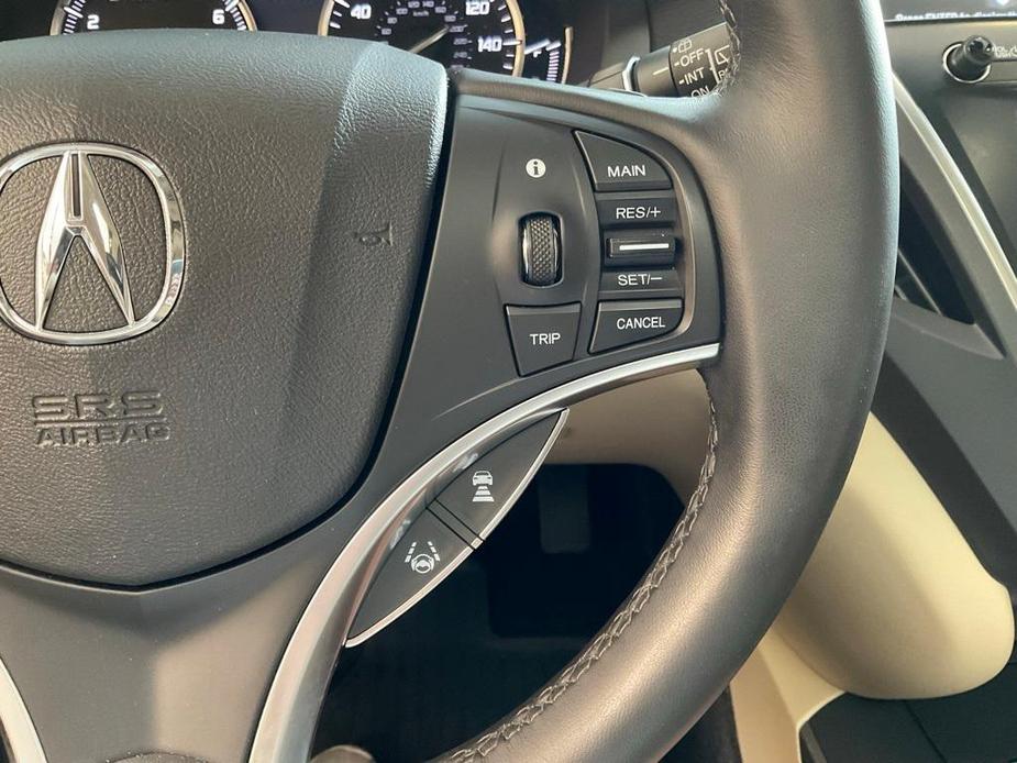 used 2020 Acura MDX car, priced at $33,418